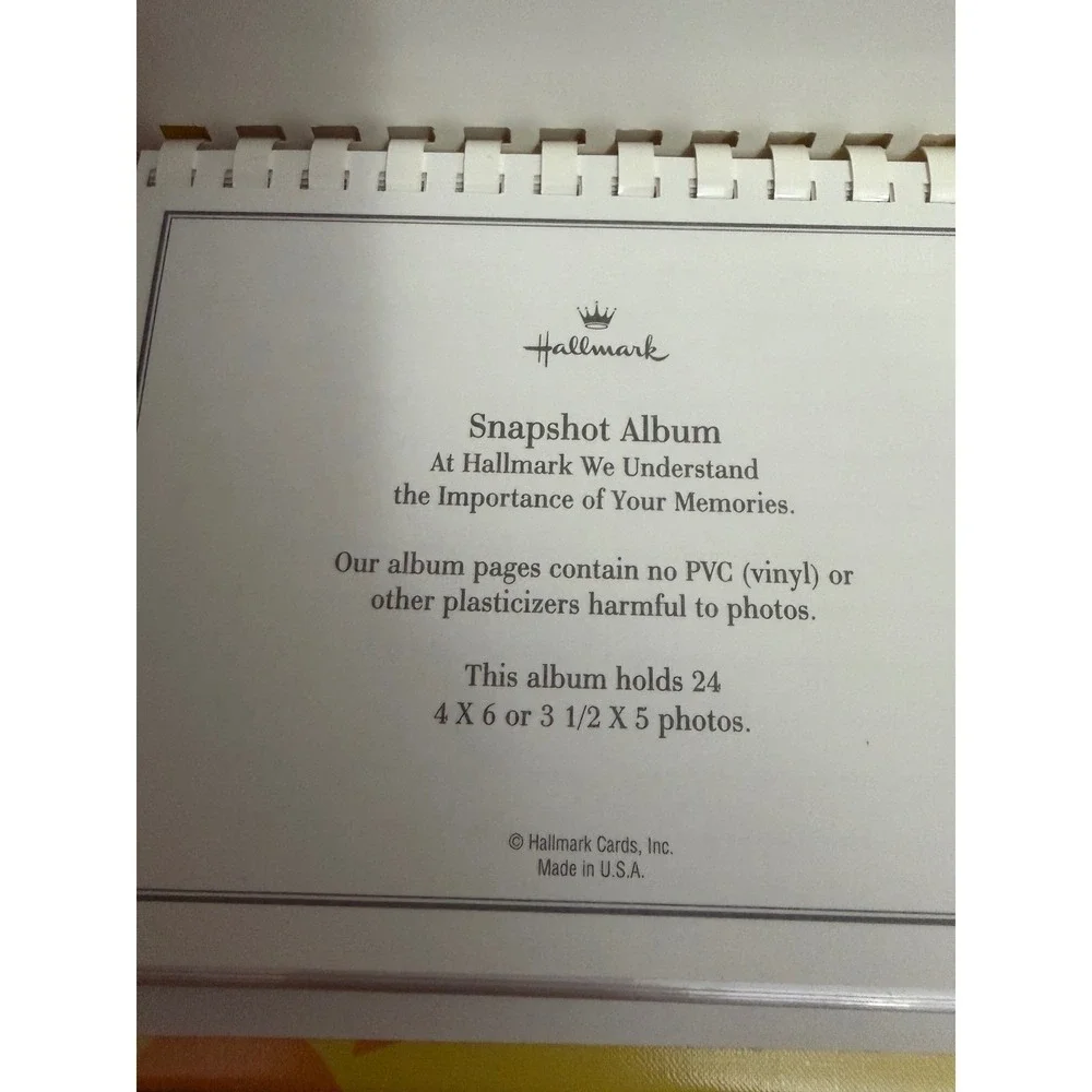 Hallmark Disney Winnie the Pooh Grandma's Show-and-Tell Photo Album BBA3605